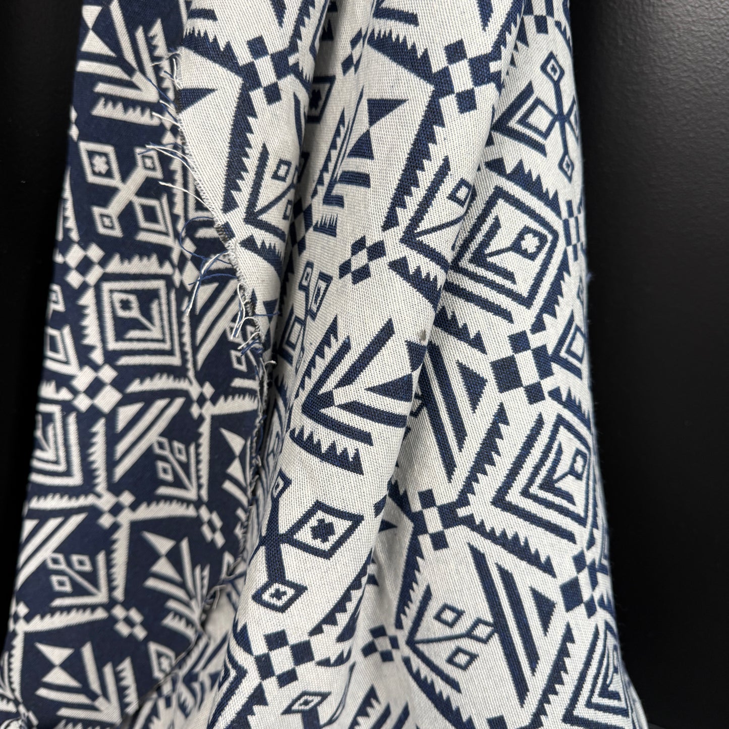 The Compass Weave - Jacquard Tapestry - Navy/Natural White