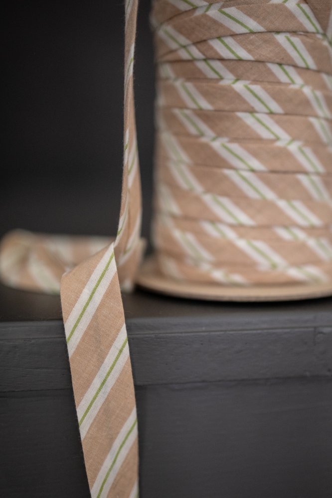 2cm Peach Melba Indian Handloom Cotton Bias Binding - Merchant & Mills (Sold Per Meter)