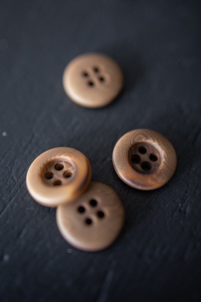 Dusty Tan - Corozo Button - Merchant & Mills - 15mm, 18mm & 20mm