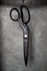 Matte Black 10" Scissors - Merchant & Mills