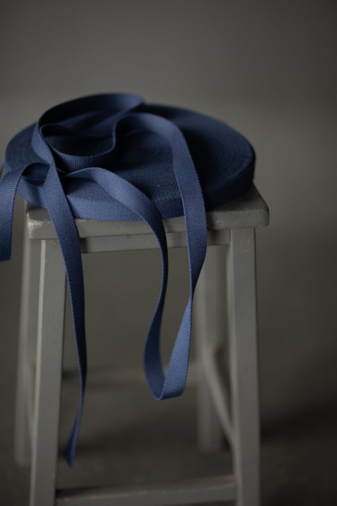 25mm Cotton Webbing - Navy - Merchant & Mills (Per Meter) - Simplifi Fabric