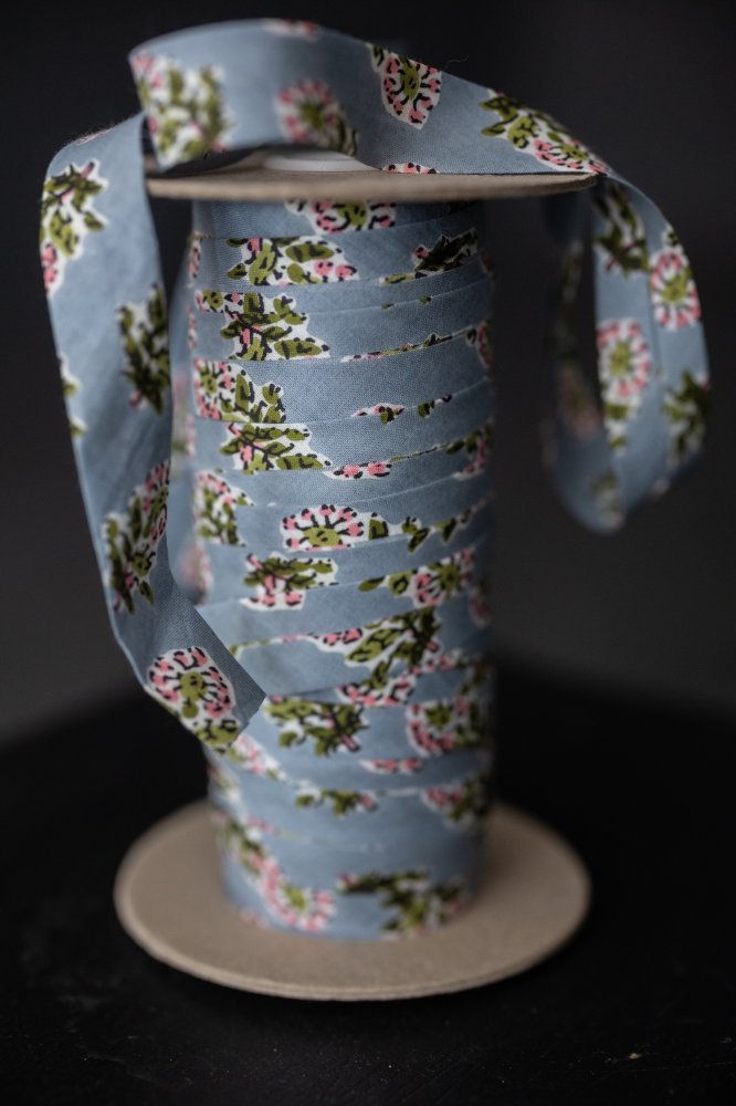 2cm Phoebe Blues Indian Handloom Cotton Bias Binding - Merchant & Mills (Sold Per Meter) - Simplifi Fabric