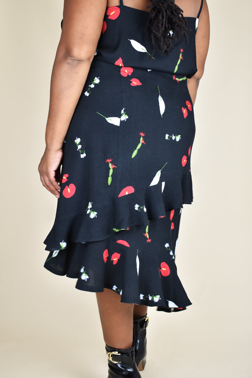 Gone Rogue Skirt Paper Sewing Pattern - Izzie