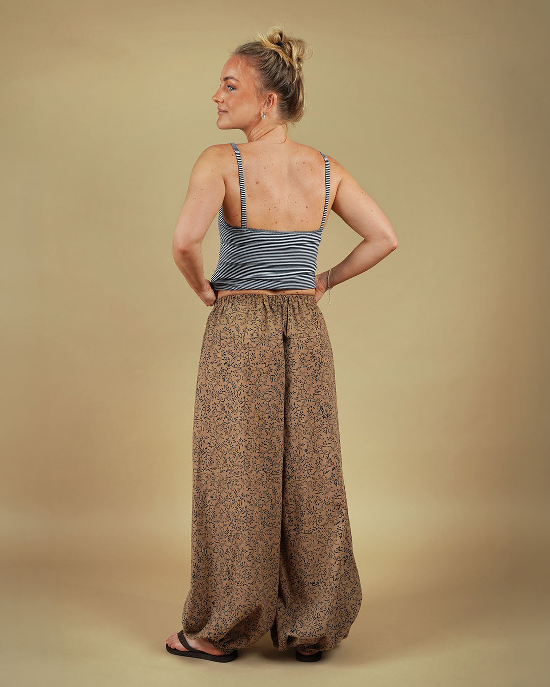 Bubble Pants Womens Paper Pattern - Wardrobe by Me