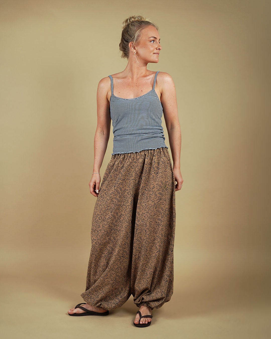 Bubble Pants Womens Paper Pattern - Wardrobe by Me