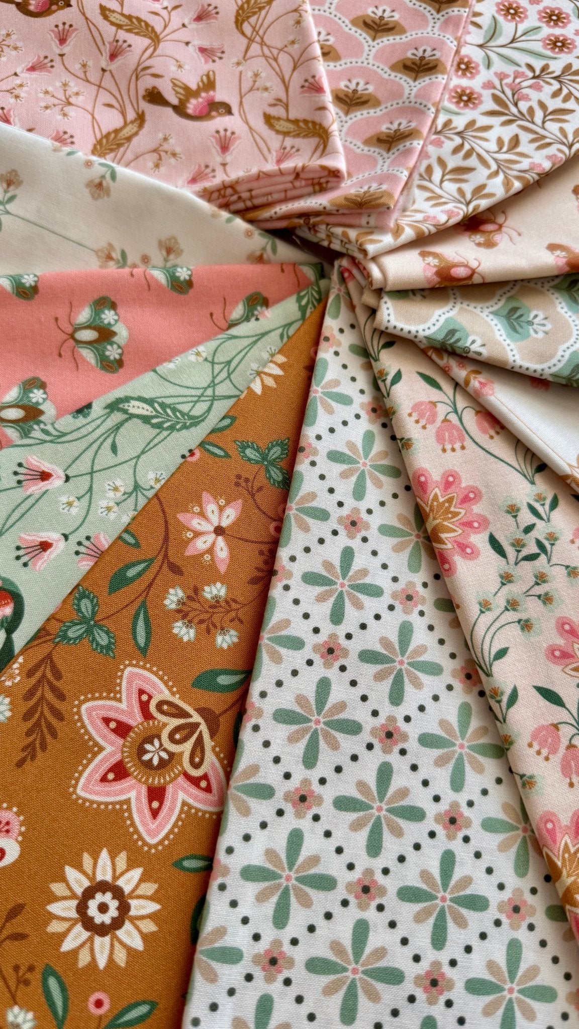 Birdie - Pink - Vintage Charm - Dots & Glory - Cloud 9 Fabrics - Poplin - Simplifi Fabric