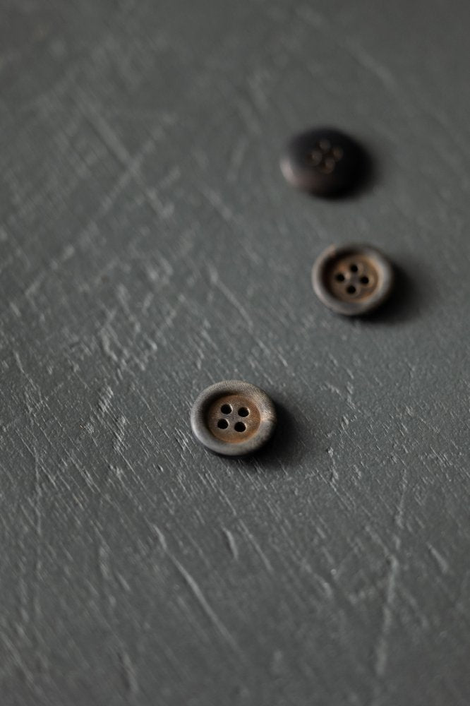 Chevy Horn Button - Merchant & Mills - 15mm or 20mm - Simplifi Fabric