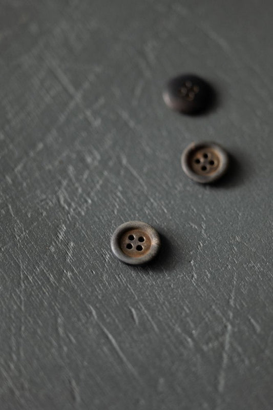 Chevy Horn Button - Merchant & Mills - 15mm or 20mm - Simplifi Fabric