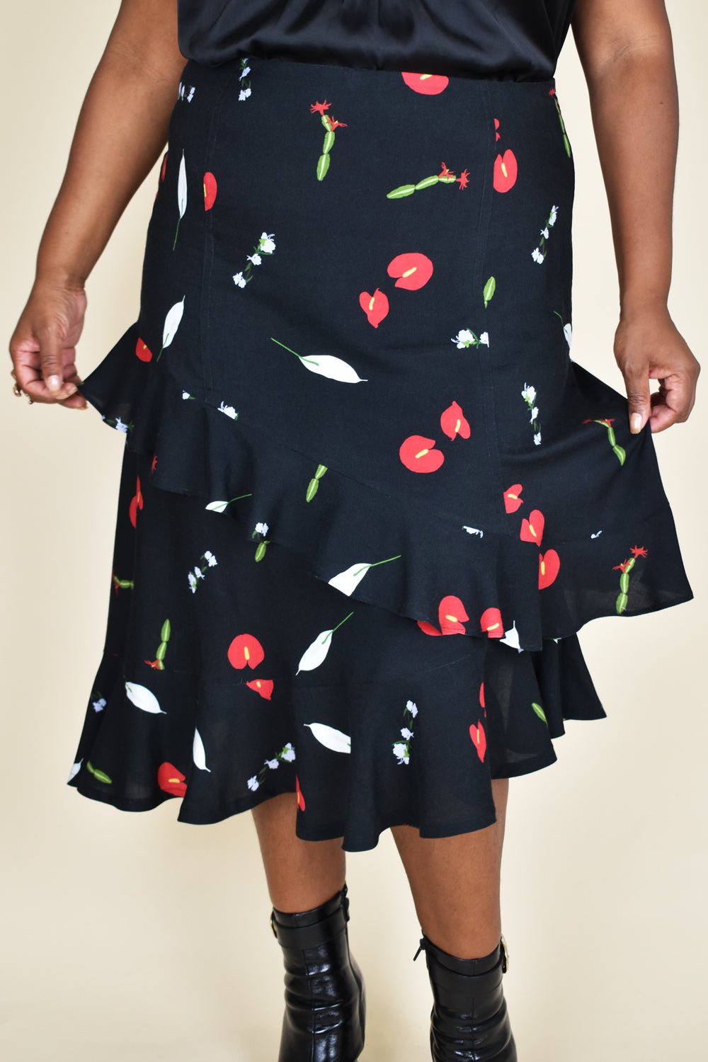 Gone Rogue Skirt Paper Sewing Pattern - Izzie - Simplifi Fabric