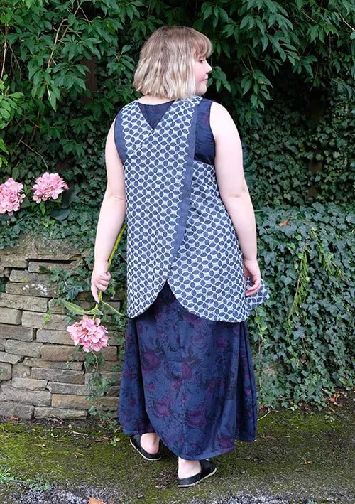 Herba Apron - Paper Sewing Pattern - Sew Different - Simplifi Fabric