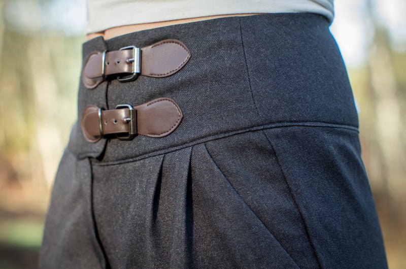 Lazo Trousers Womens PDF Sewing Pattern - Thread Theory - Simplifi Fabric