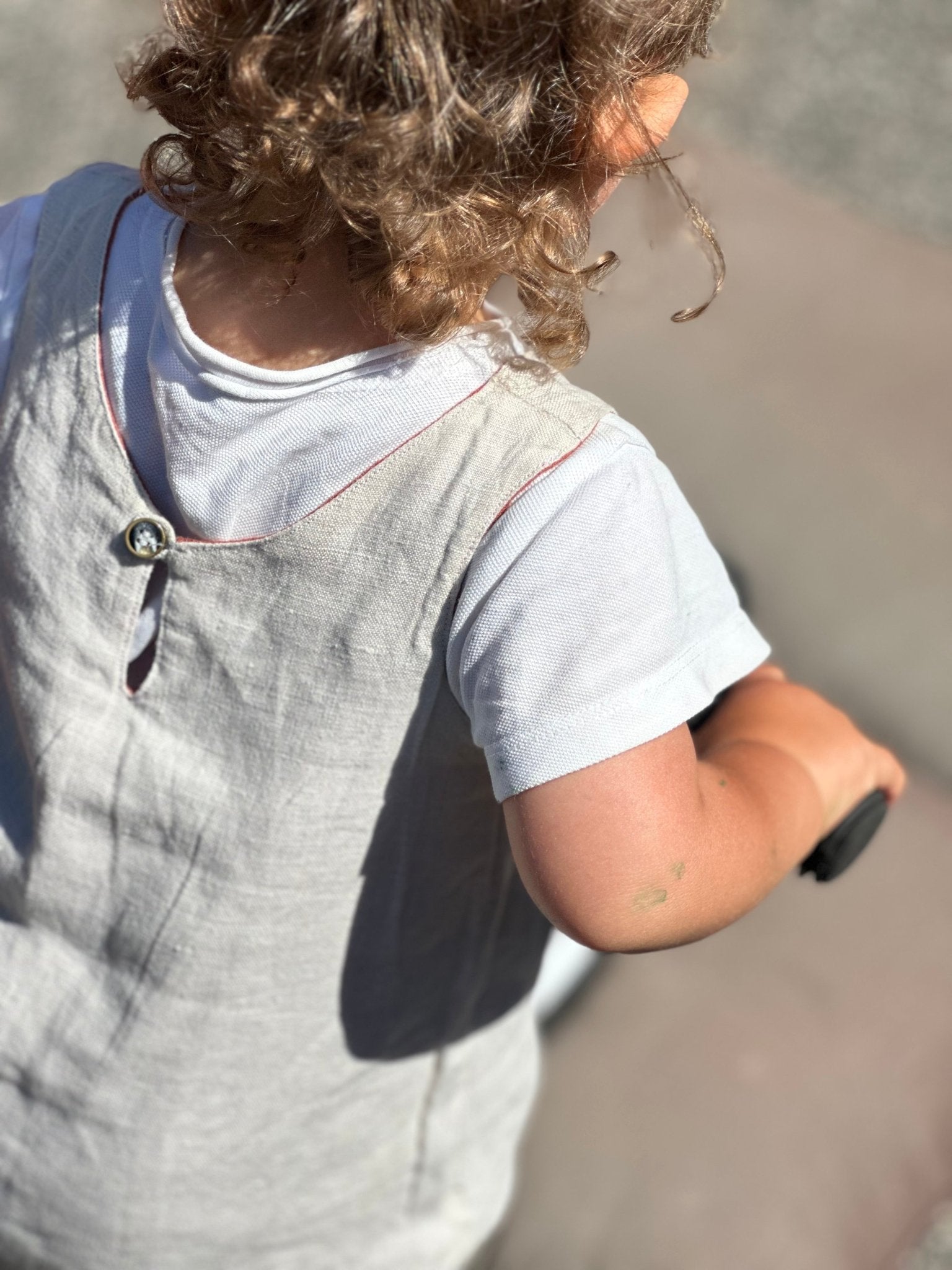 Leo Reversible Unisex Romper (newborn - 36mo) PDF Sewing Pattern - Atelier Mimito - Simplifi Fabric