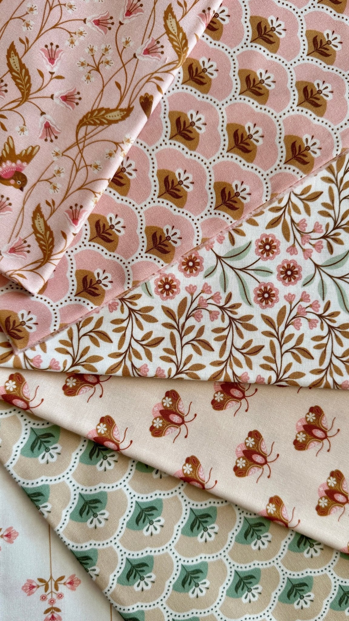 Little Moth - Ivory/Gold - Vintage Charm - Dots & Glory - Cloud 9 Fabrics - Poplin - Simplifi Fabric