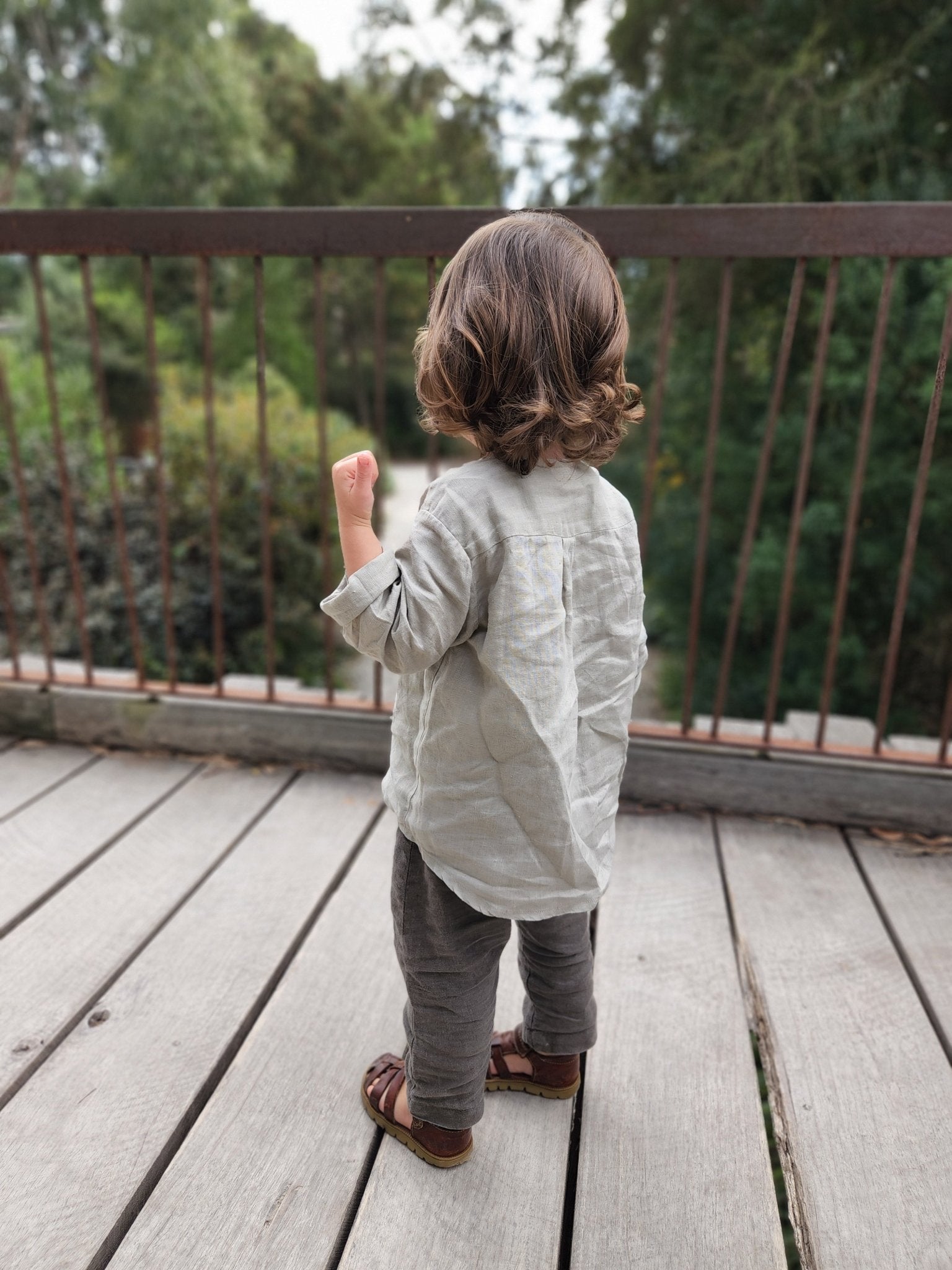 Lou Unisex Kids Shirt (18mo - 12yrs) PDF Sewing Pattern - Atelier Mimito - Simplifi Fabric