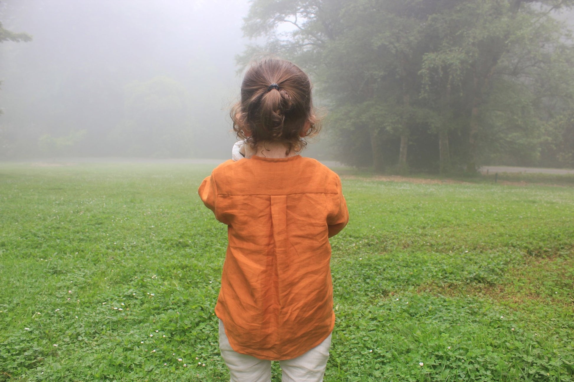 Lou Unisex Kids Shirt (18mo - 12yrs) PDF Sewing Pattern - Atelier Mimito - Simplifi Fabric