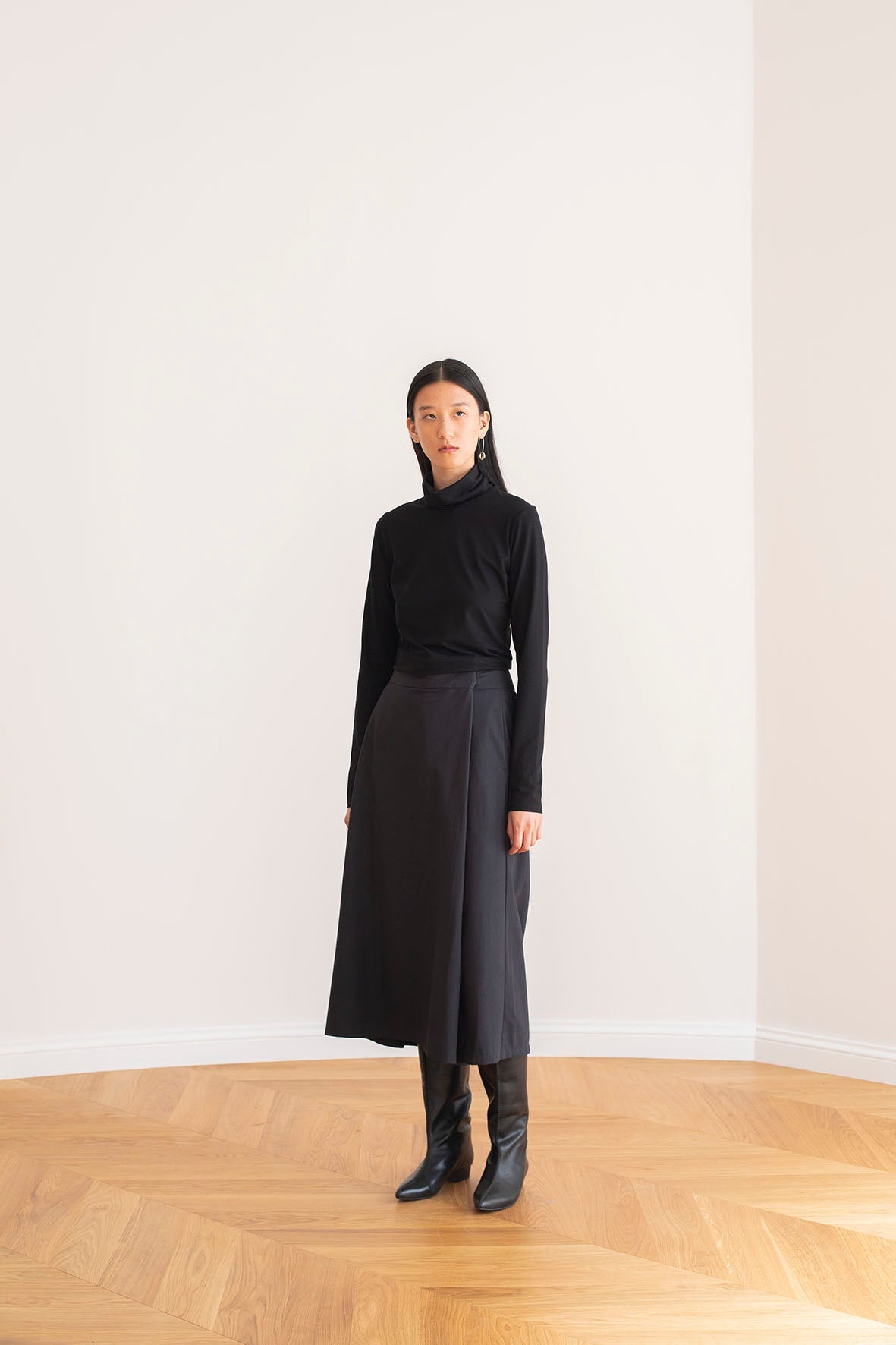 LUCE Trousers by Kaisa Rissanen PDF Sewing Pattern - TAUKO - Simplifi Fabric