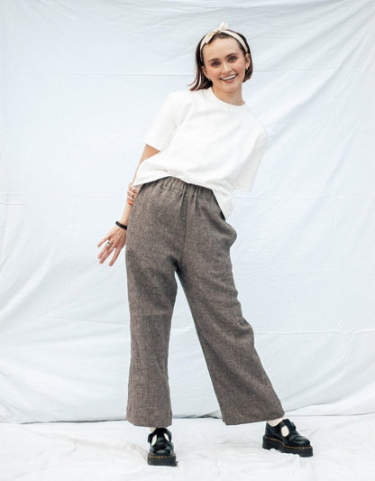 MADE - LINE Bundle Easy Tee Shirt , Shorts, Pants + Sweatshirt PDF Sewing Pattern - Madswick - Simplifi Fabric