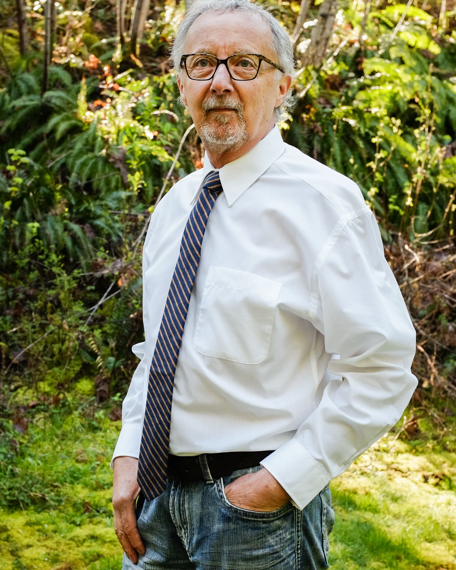 Mahle Tie PDF Sewing Pattern - Thread Theory - Simplifi Fabric