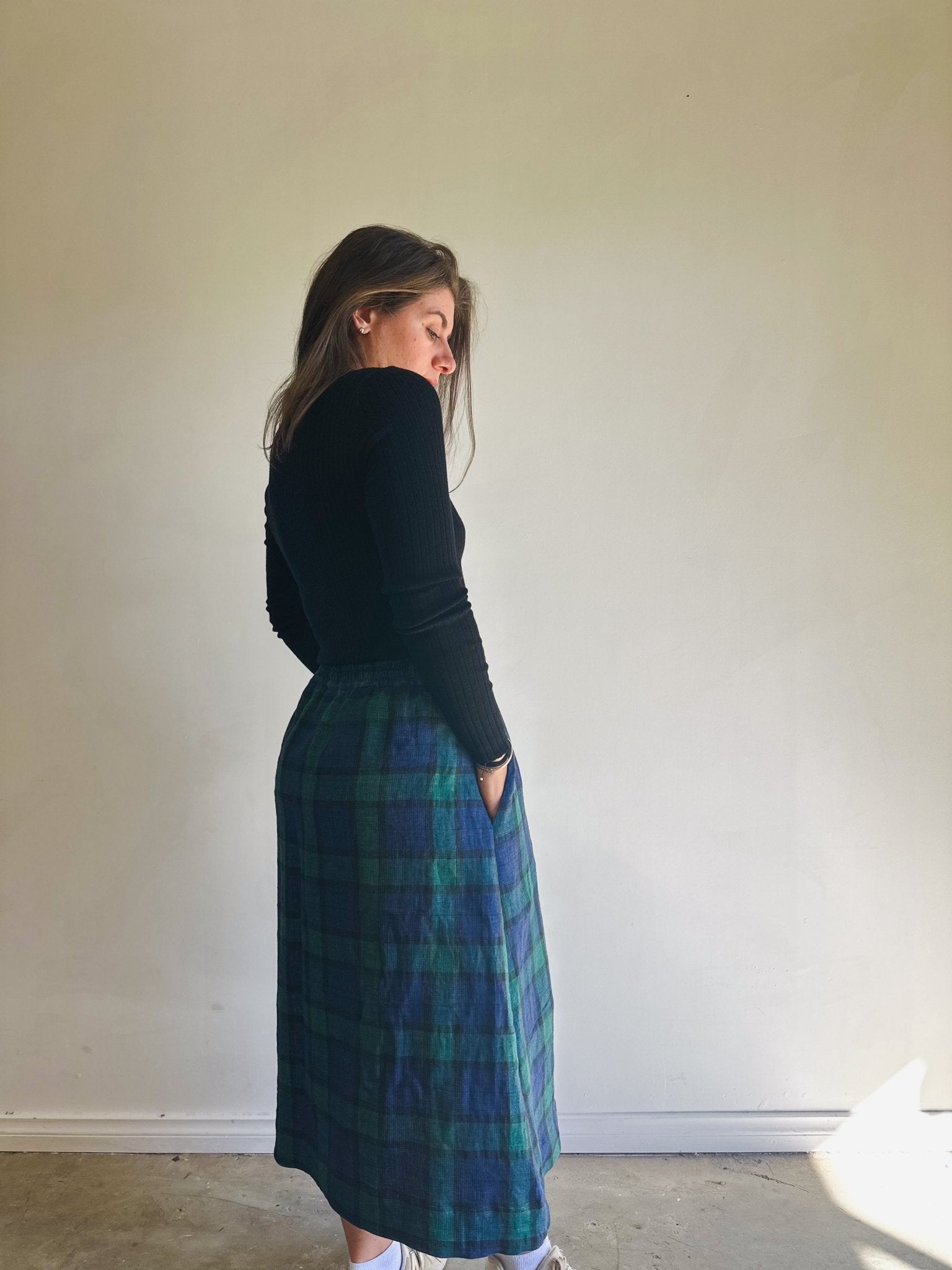 Marlo Womens High Waisted Everyday Skirt PDF Sewing Pattern - Atelier Mimito - Simplifi Fabric