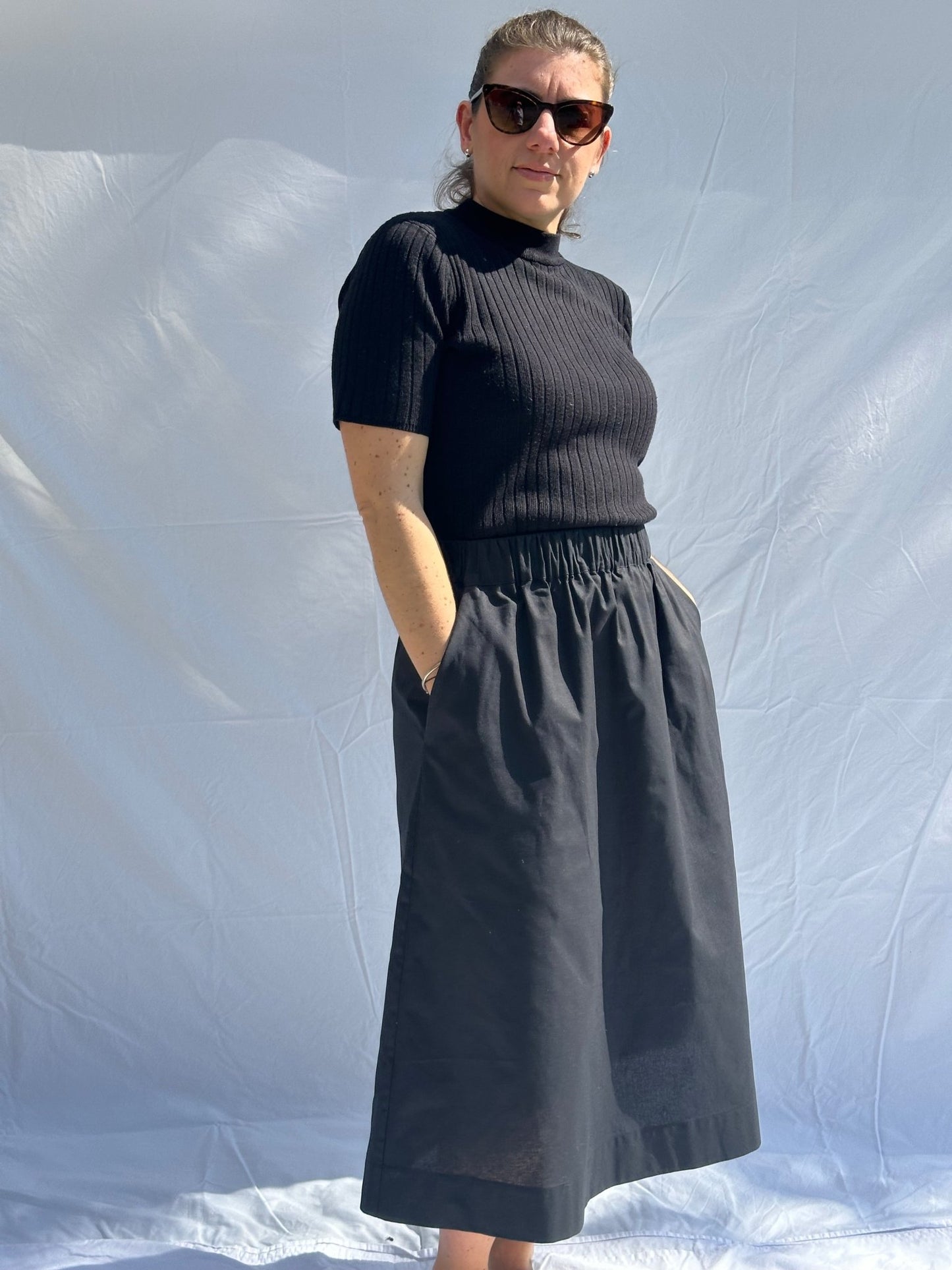 Marlo Womens High Waisted Everyday Skirt PDF Sewing Pattern - Atelier Mimito - Simplifi Fabric