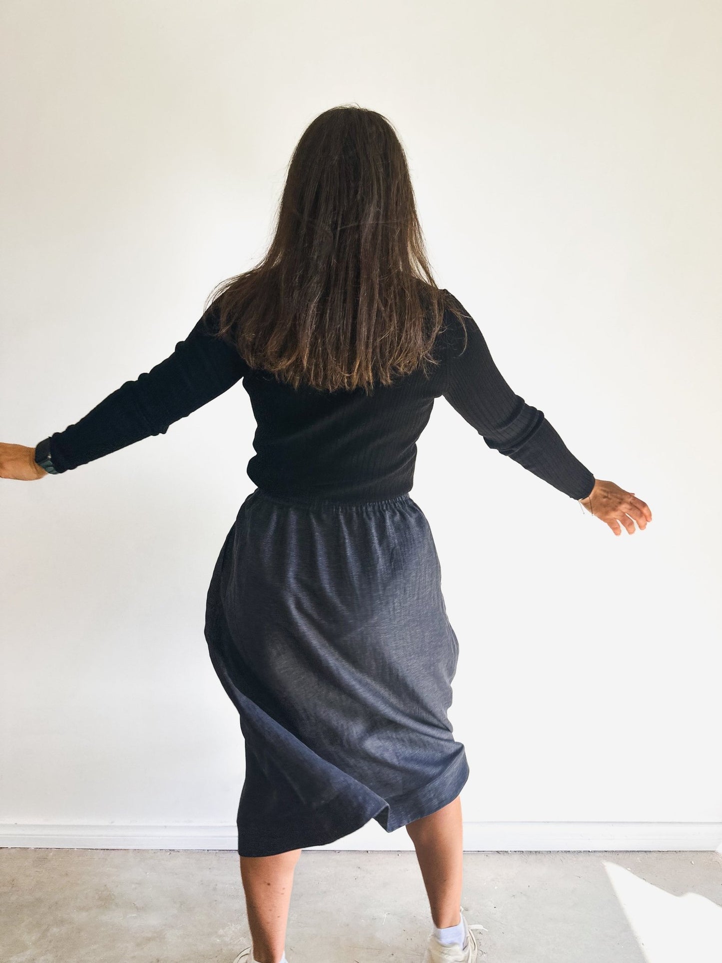 Marlo Womens High Waisted Everyday Skirt PDF Sewing Pattern - Atelier Mimito - Simplifi Fabric