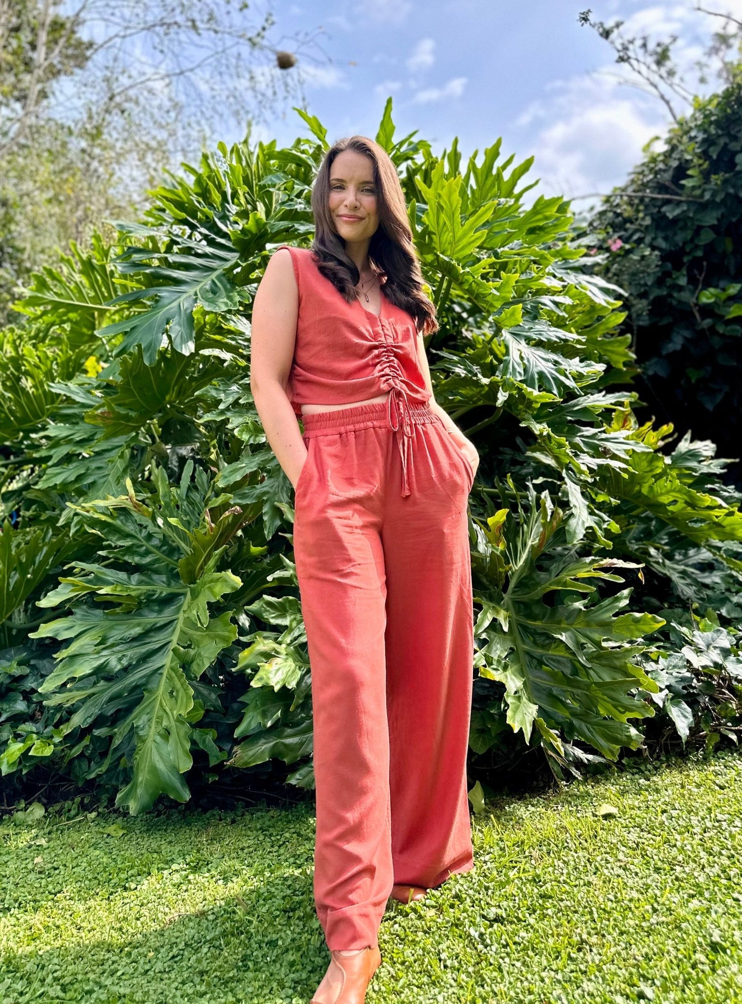 Marlo Womens High Waisted Everyday Trousers PDF Sewing Pattern - Atelier Mimito - Simplifi Fabric