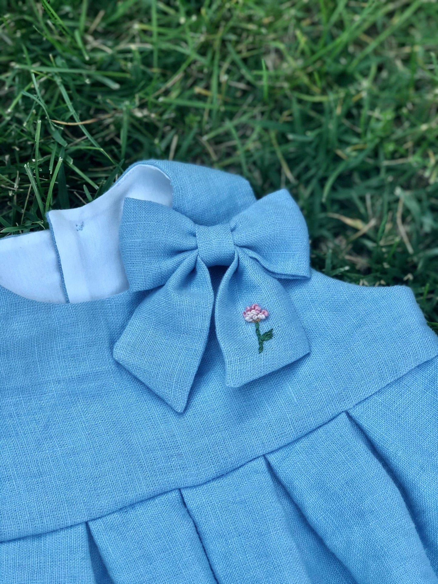 Mia Bow PDF Sewing Pattern - Atelier Mimito - Simplifi Fabric