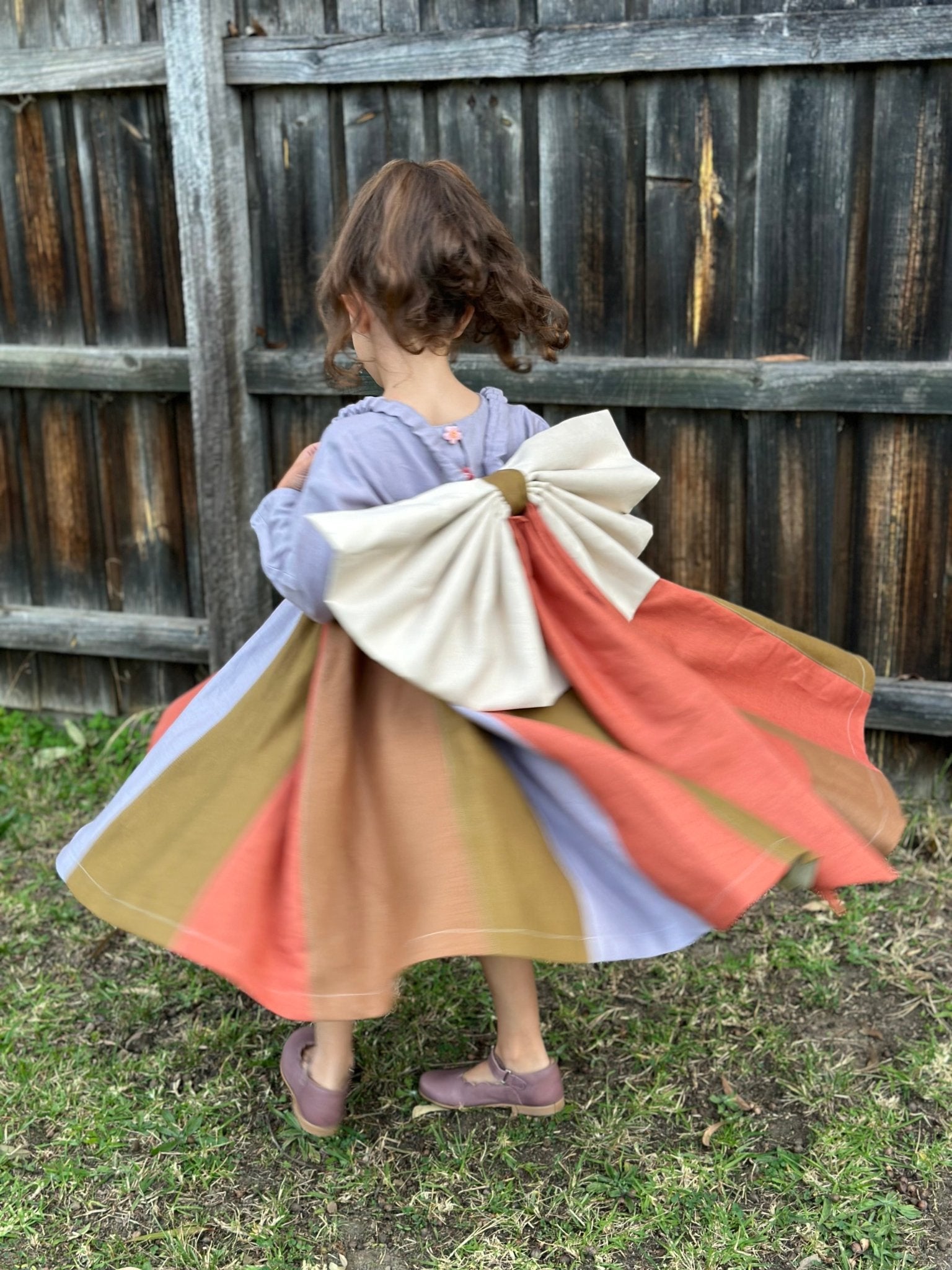 Mia Bow PDF Sewing Pattern - Atelier Mimito - Simplifi Fabric