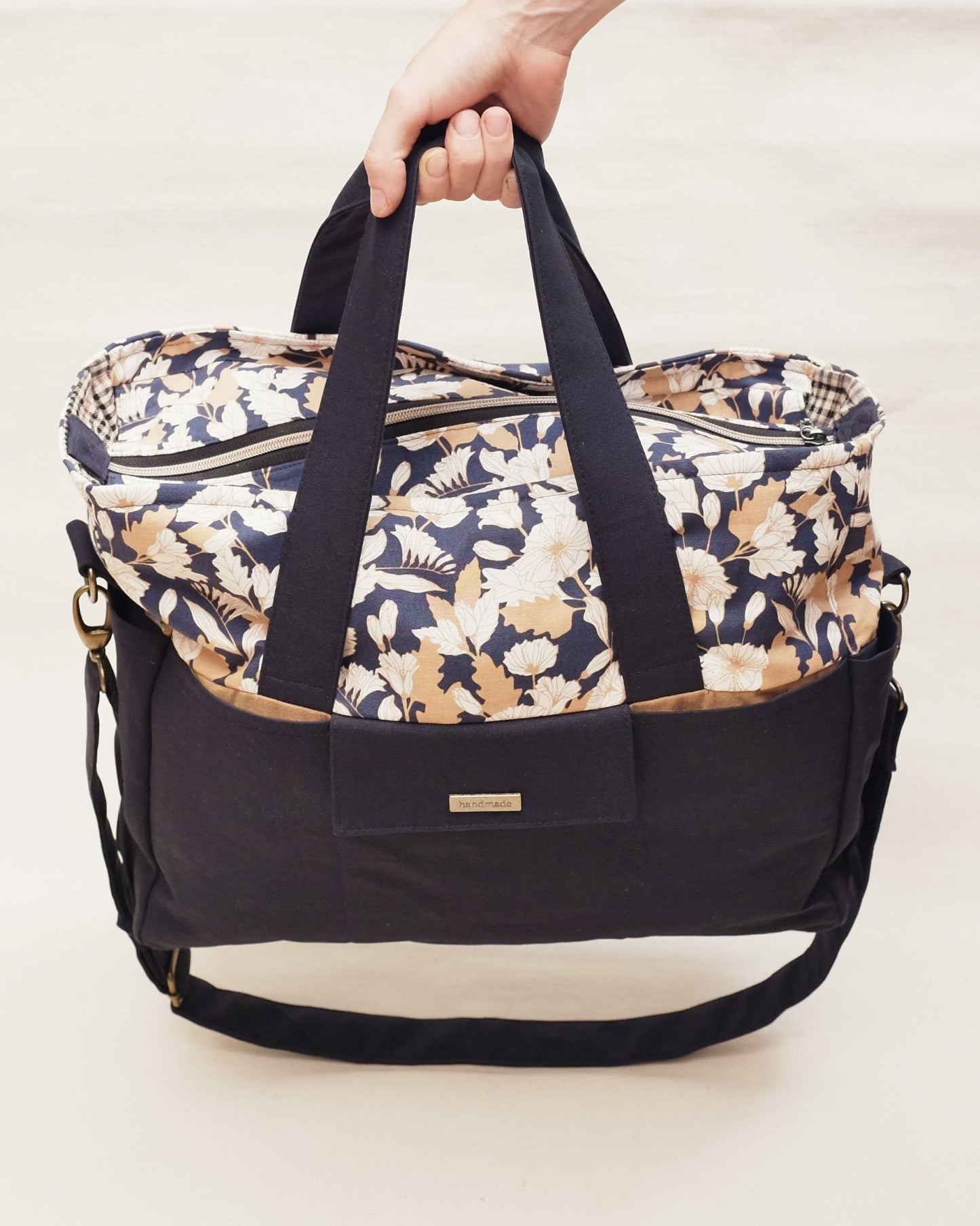 Qualicum Bag PDF Sewing Pattern - Thread Theory - Simplifi Fabric