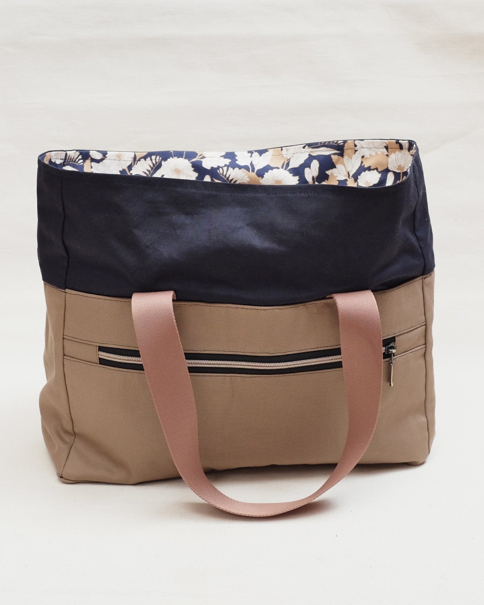 Qualicum Bag PDF Sewing Pattern - Thread Theory - Simplifi Fabric