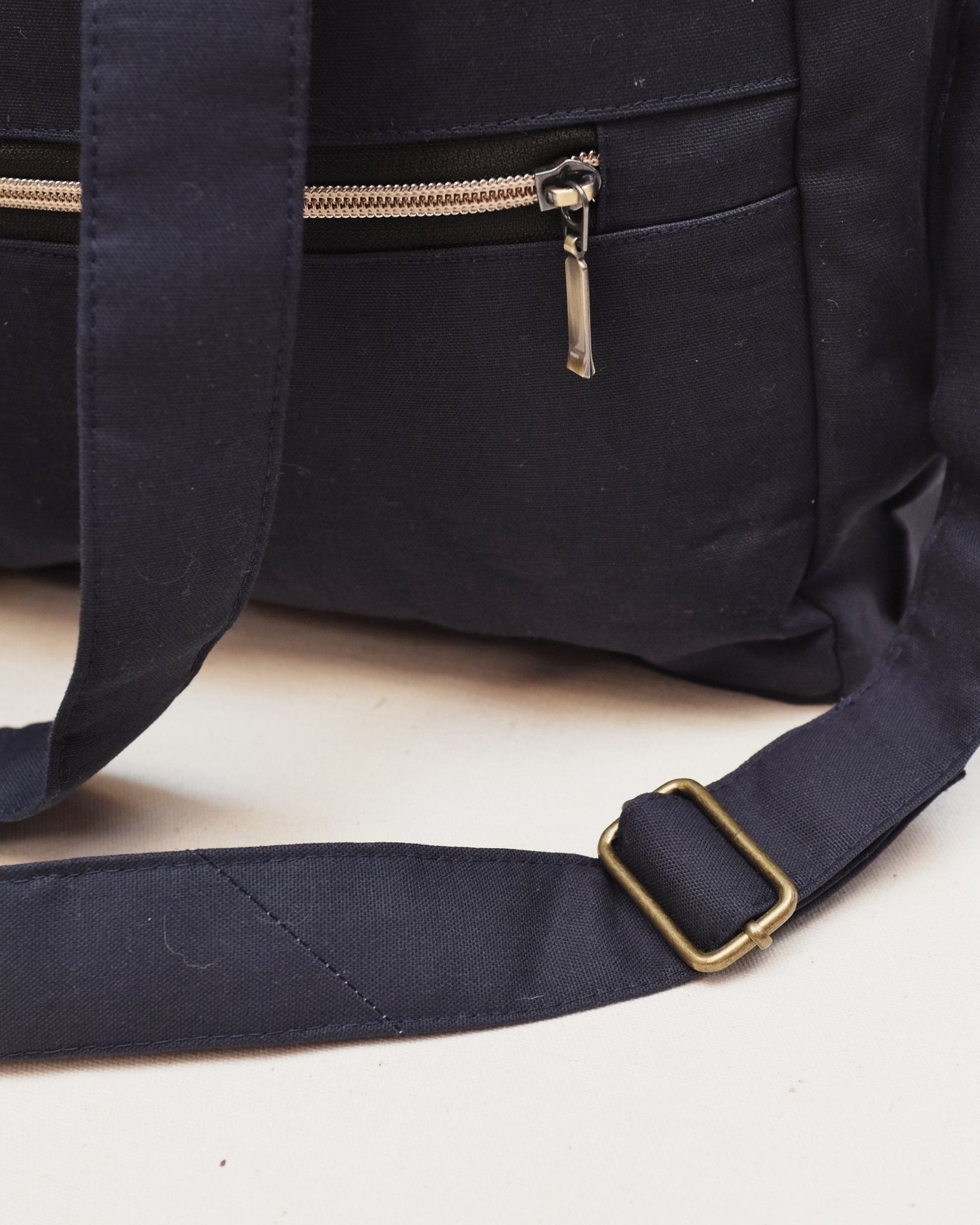 Qualicum Bag PDF Sewing Pattern - Thread Theory - Simplifi Fabric