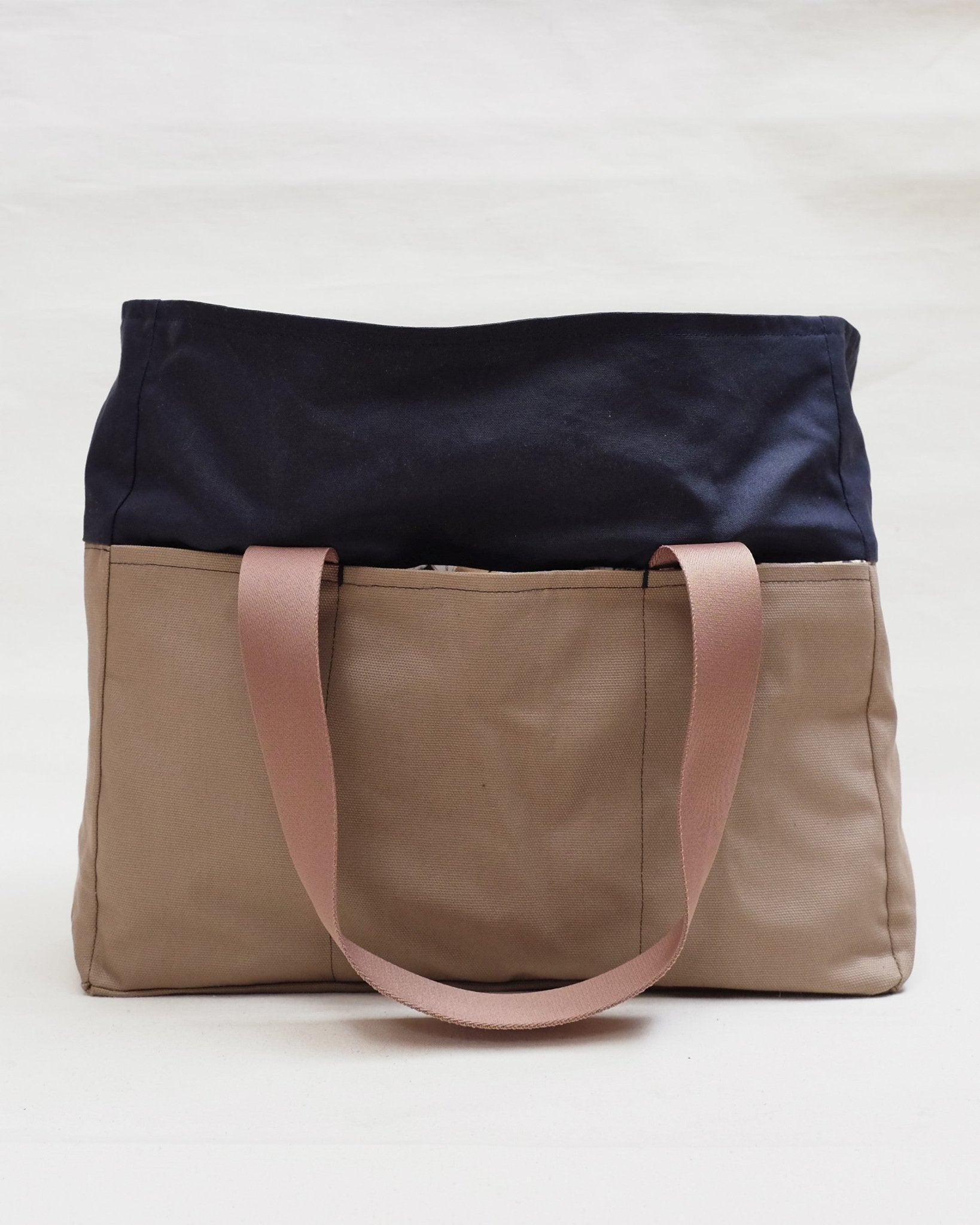 Qualicum Bag PDF Sewing Pattern - Thread Theory - Simplifi Fabric