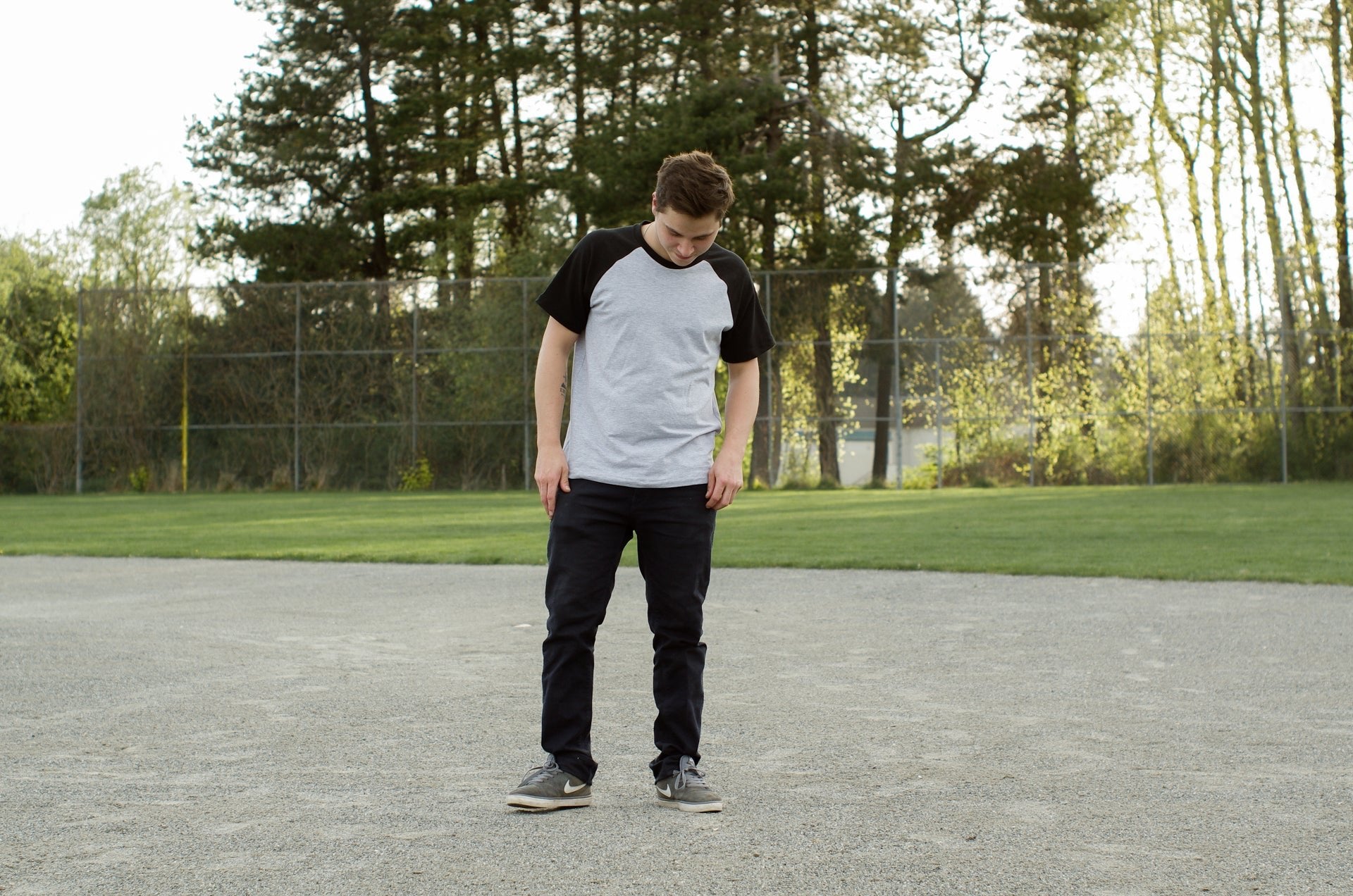 Sayward Raglan Mens PDF Sewing Pattern - Thread Theory - Simplifi Fabric