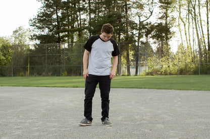 Sayward Raglan Mens PDF Sewing Pattern - Thread Theory - Simplifi Fabric