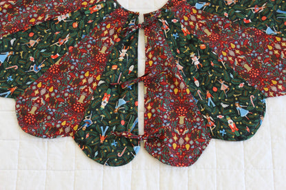 Scalloped Tree Skirt PDF Sewing Pattern - Madswick - Simplifi Fabric