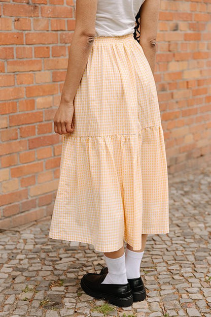 The Abbie Skirt - Paper Sewing Pattern - Juliana Martejevs - Simplifi Fabric