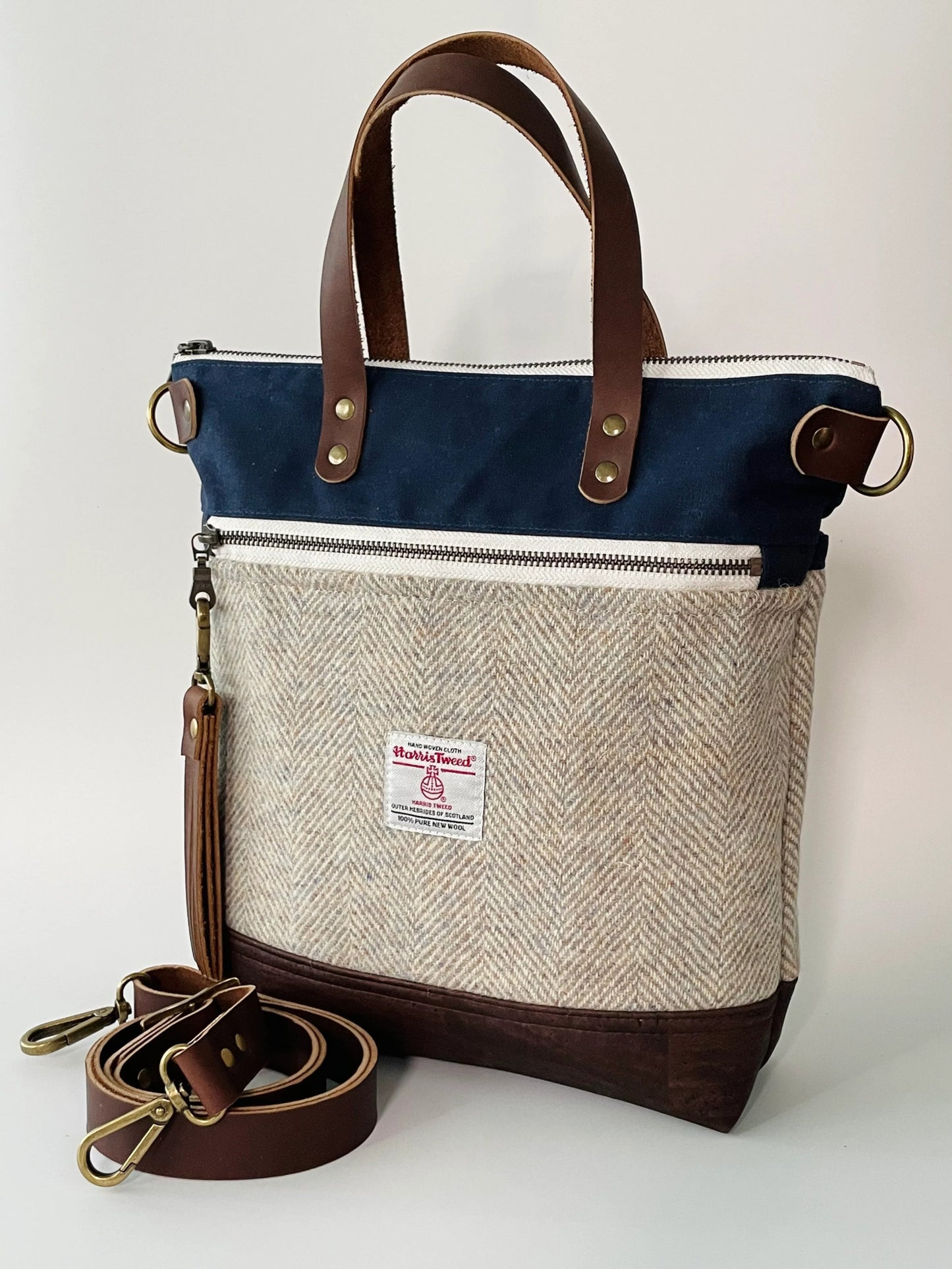 The Aberdeen Tote - Paper Pattern - Hammerstitch - Simplifi Fabric