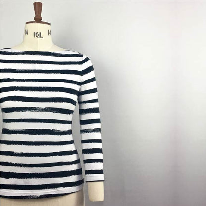 The Somerset T-Shirt Paper Sewing Pattern - Maven Sewing Patterns - Simplifi Fabric