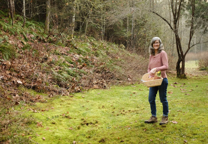 Timberland Henley and Tee Womens PDF Sewing Pattern - Thread Theory - Simplifi Fabric