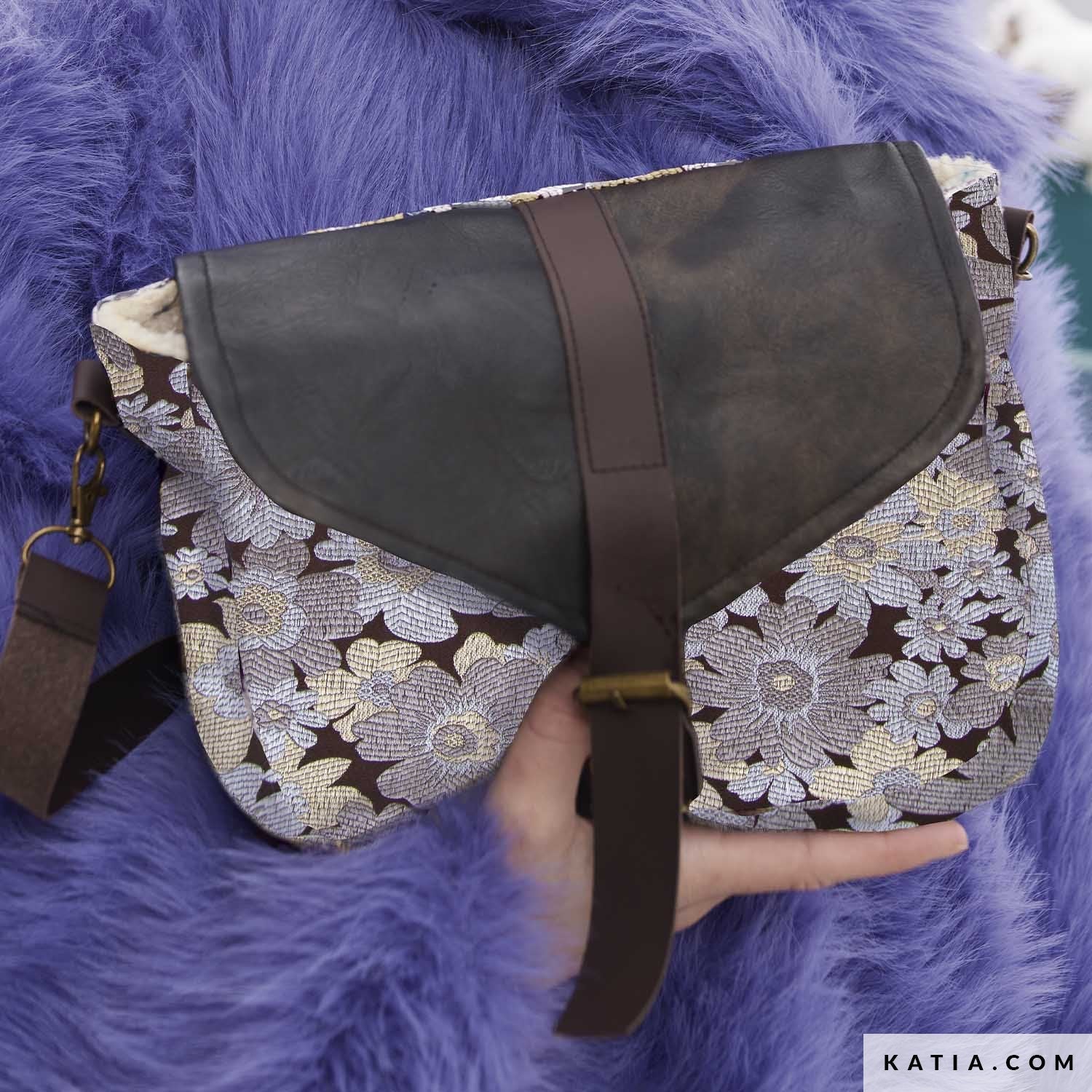 Winter Brocade - Katia - Simplifi Fabric