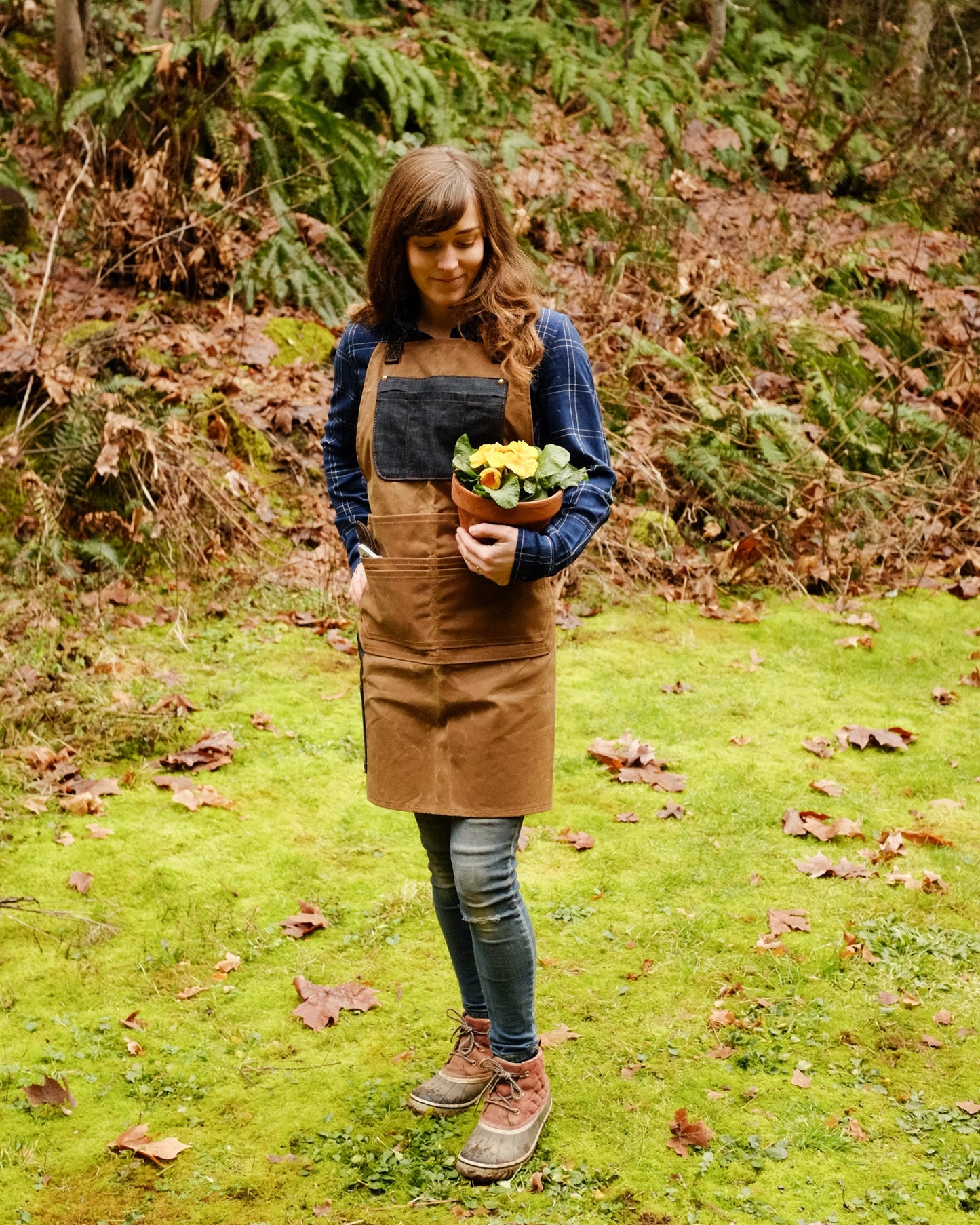 Woodhaven Apron PDF Sewing Pattern - Thread Theory - Simplifi Fabric